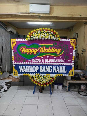 Papan Bunga di Lombok Barat
